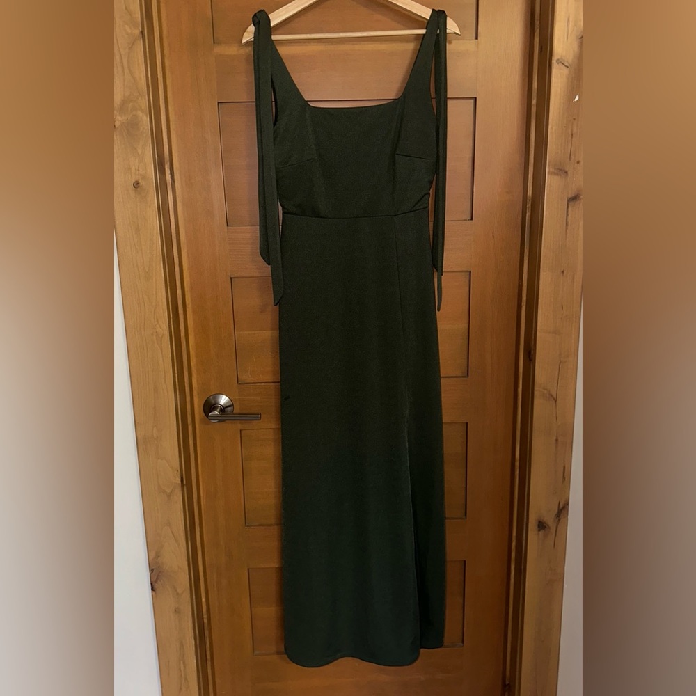 Show me your mumu Harper maxi dress, Emerald Chiffon, size small